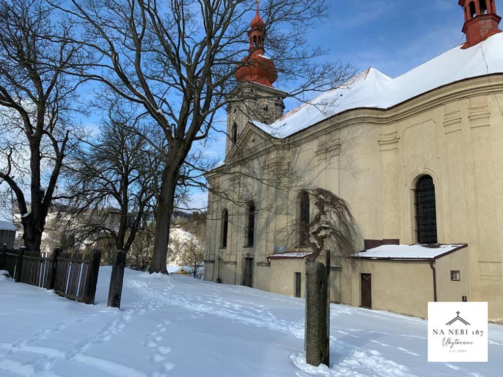 الشقق الفندقية Bečov nad Teplouفي  Na Nebi 187 المظهر الخارجي الصورة